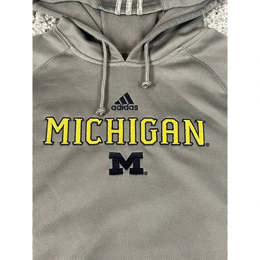 Michigan Wolverines Hoodie Mens Size Medium Gray Adidas Climawarm NCAA Pullover‎
